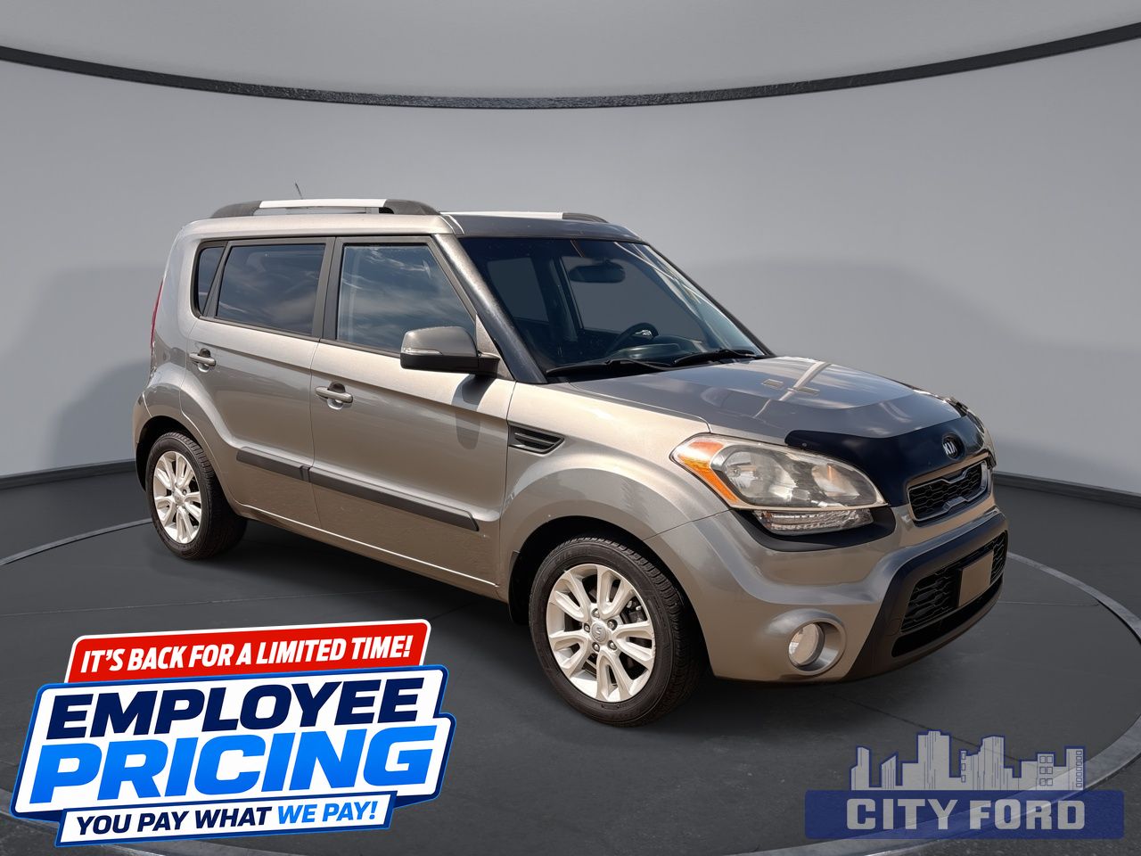 Gray 2013 Kia Soul Wagon 6-Speed Automatic