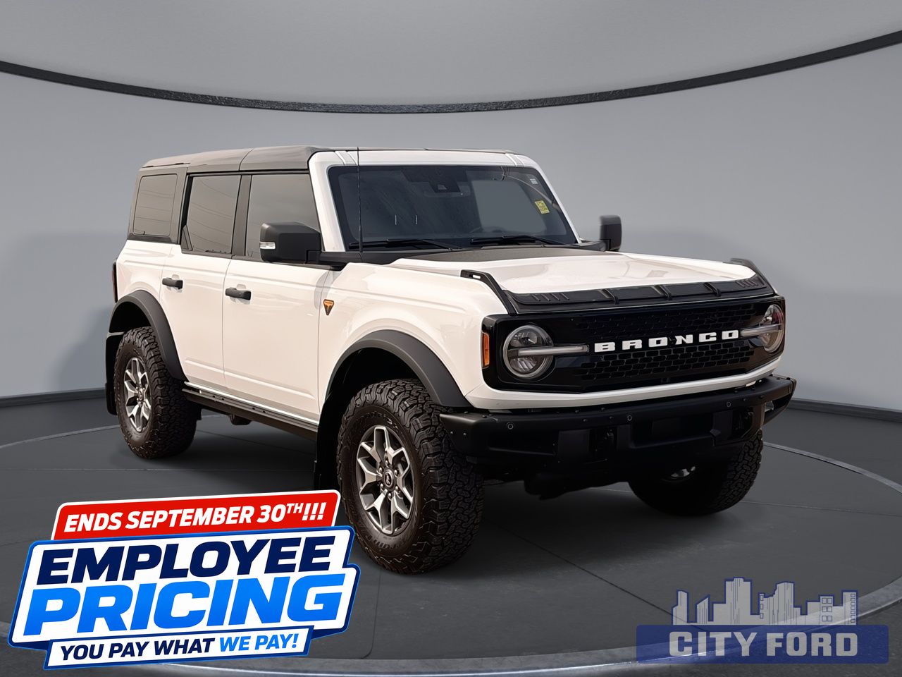 White 2025 Ford Bronco SUV / Crossover Four-Wheel Drive 7-Speed Manual
