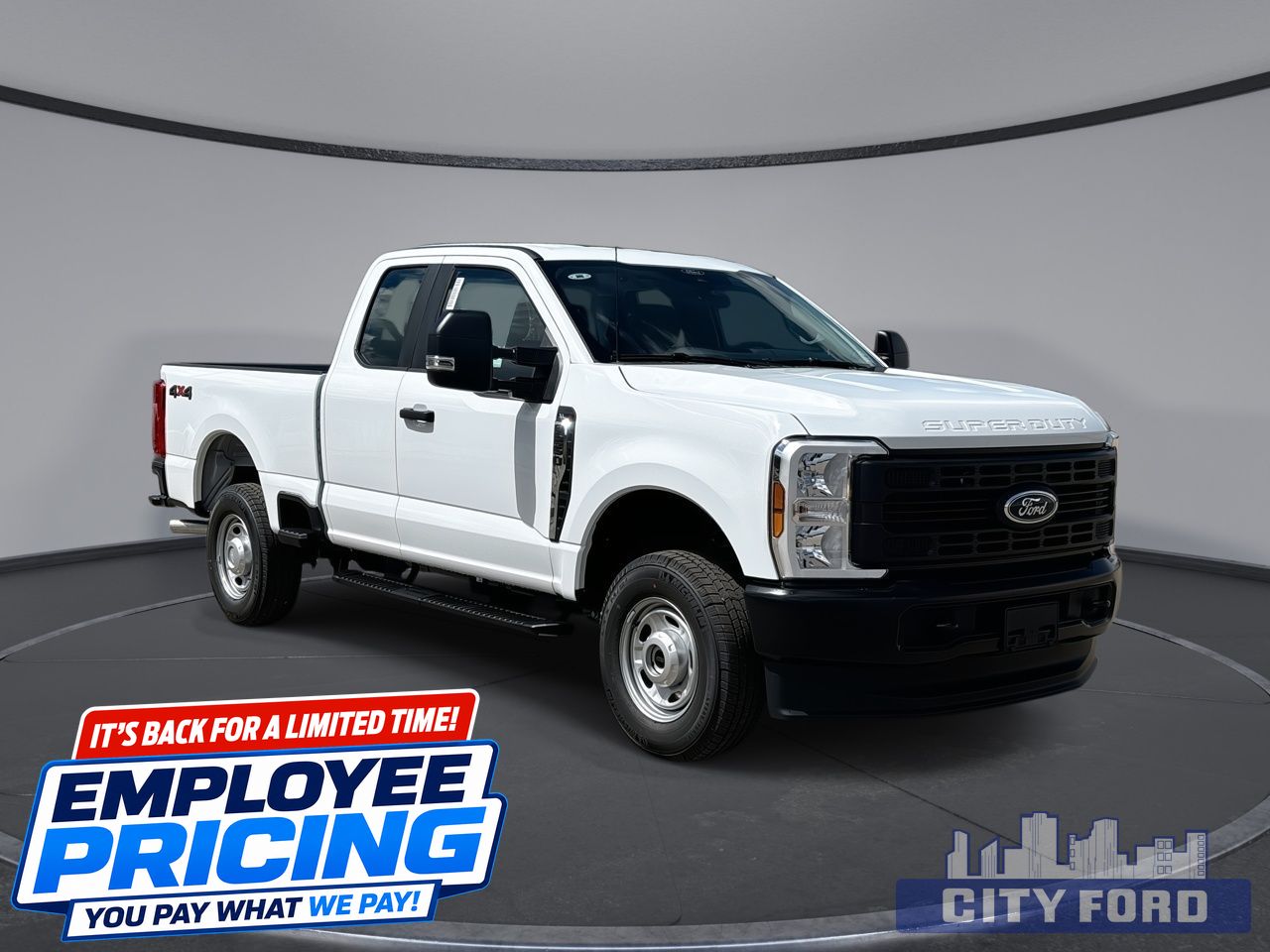 OXFORD WHITE 2026 Ford F-250 Super Duty Pickup Truck Four-Wheel Drive Automatic